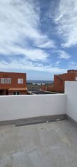 Casa adossada  Tajanme. Dúplex en venta en playa blanca, puerto del rosario