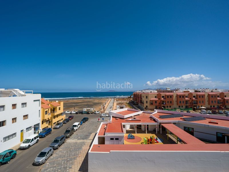 Foto bc1a19f6-8535-4833-b7ab-0cc8dcfec090. Pis a Corralejo Oliva (La)