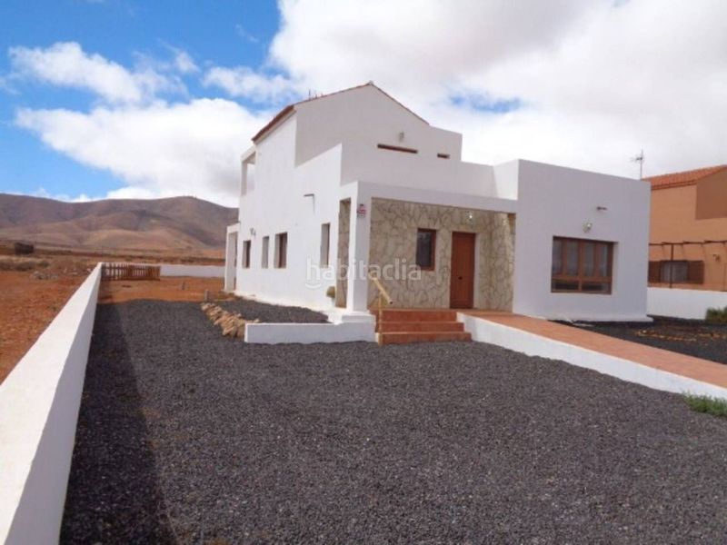 Foto f380e1a1-c0ea-4797-a278-e92a26fd2dc1. Casa a Antigua pueblo Antigua