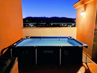 Casa adossada  Calle alpenden. Vivienda de 4 plantas en el matorral, puerto del rosario