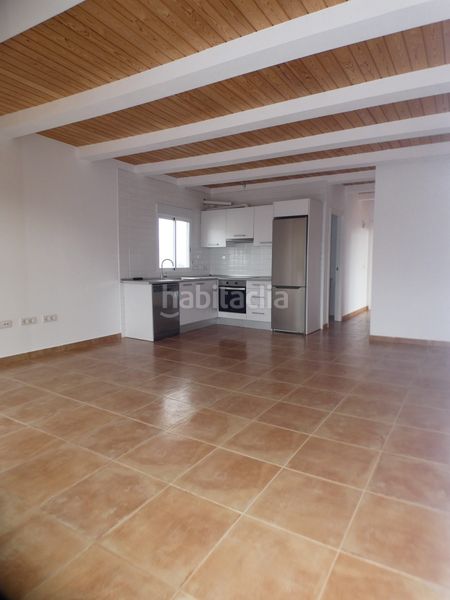 Foto 8394f64f-80fd-4fc8-98c9-e519e4e40287. Casa a Villaverde Oliva (La)