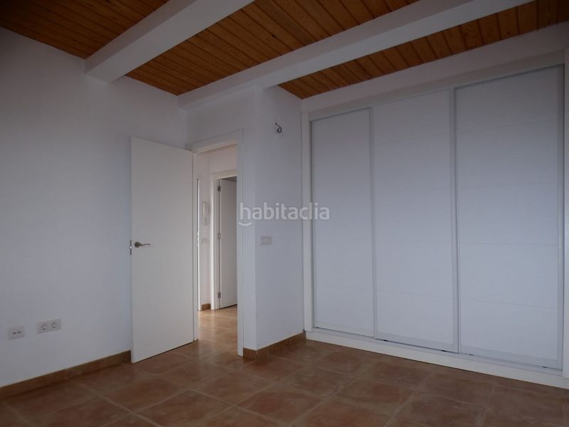 Foto d7822dbd-3546-4ca4-95ca-ad29c8bb21f5. Casa a Villaverde Oliva (La)