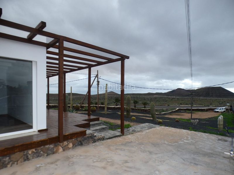 Foto db4f069d-721f-40a8-99ee-b0f1368c4852. Casa a Villaverde Oliva (La)
