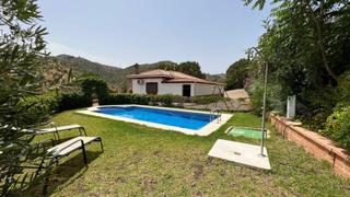 Casa a Almogía. Casa de campo en venta en almogía