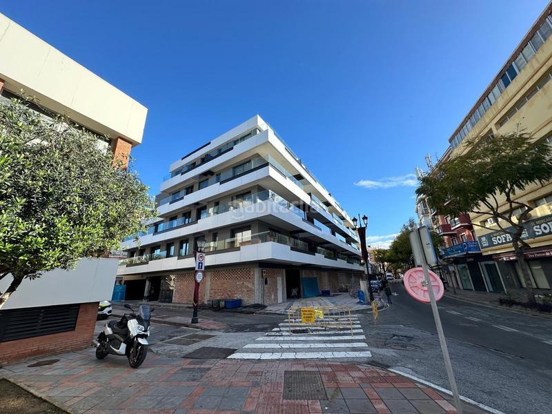 Foto 4fad102b-4413-4db2-83cd-daa253163f8c. Local comercial unico local a la venta en edificio españa en Fuengirola