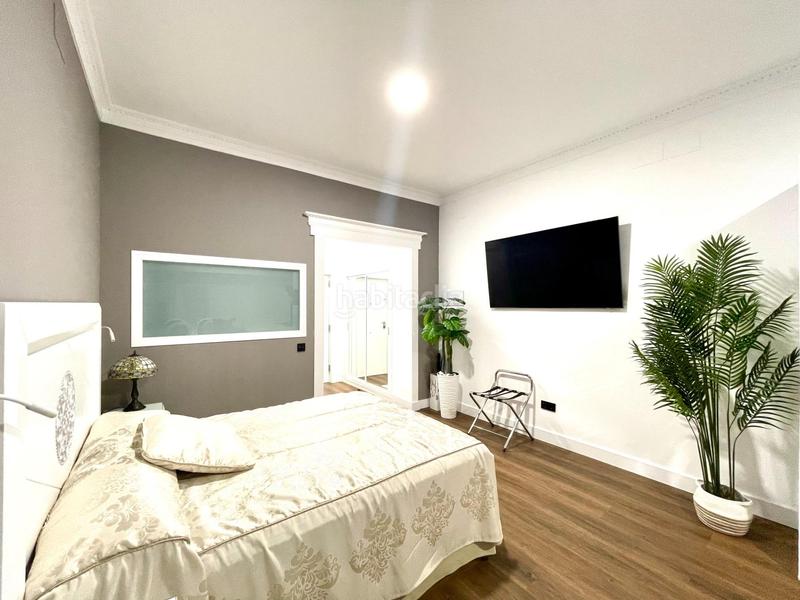 Foto 8b4fc3b7-db3d-400c-81b8-e327bfa9372e. Estudio  de lujo en conjunto nogalera en El Bajondillo Torremolinos