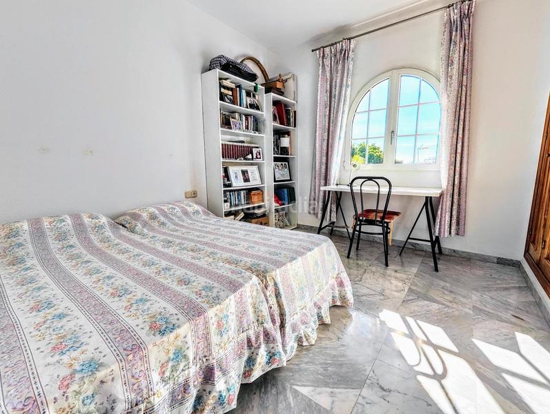 Foto 1518e9e1-4ba2-43e1-898a-7539adf8b45f. Chalet villa independiente en zona plaza Solymar a 500 m de la playa !!! en Benalmádena