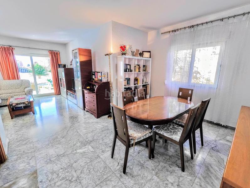 Foto 1ed5dd39-21f2-41f6-b304-0a16922d3b2d. Chalet villa independiente en zona plaza Solymar a 500 m de la playa !!! en Benalmádena