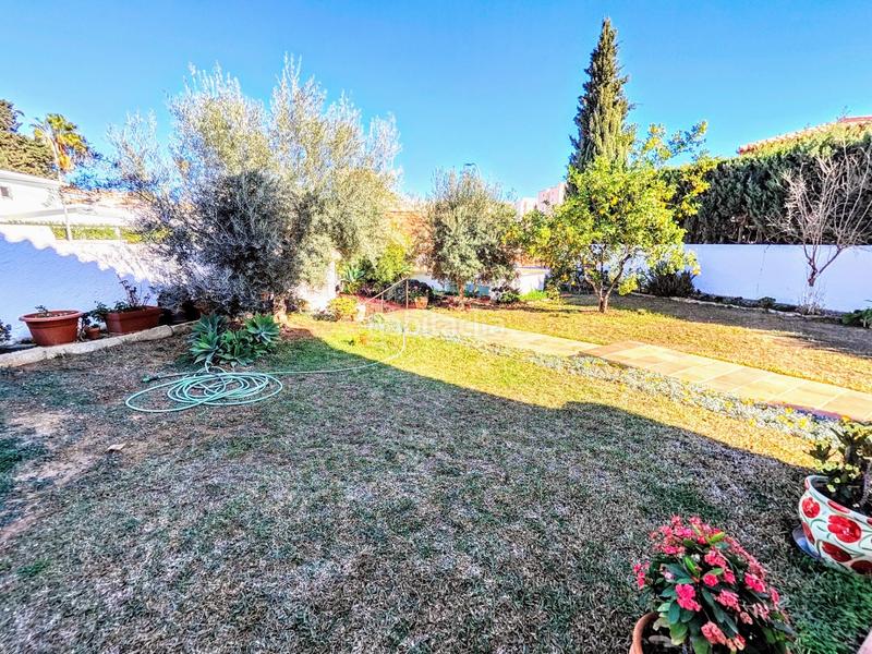 Foto 55e86b8e-dd40-4d7e-8be1-8937993e7f7c. Chalet villa independiente en zona plaza Solymar a 500 m de la playa !!! en Benalmádena