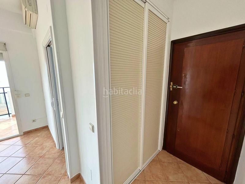 Foto 07b24750-5f8a-4262-b582-bf54a8e53c0c. Estudio  con vistas al mar en primera línea de playa en Marbella
