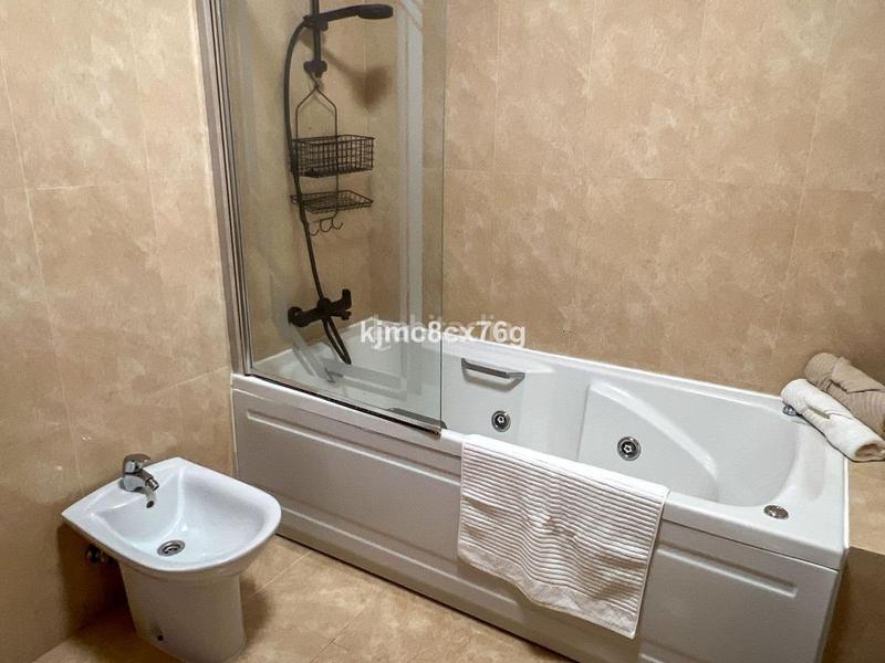 Foto 295514c8-975a-48d5-ac02-bb222880ed9f. Duplex con parcheggio piscina in Mijas pueblo Mijas