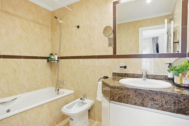 Foto b55f3ef9-b49d-4097-ba41-b1c3ff381b74. Casa adossada amb aparcament piscina a Mijas pueblo Mijas