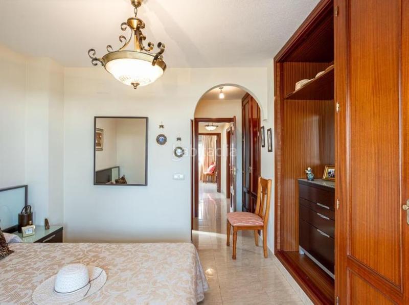 Foto 33ecabf2-2042-4845-b870-350f1cd4ba7b. Apartament amb calefacció aparcament piscina a Castillo Sohail - Myramar Fuengirola