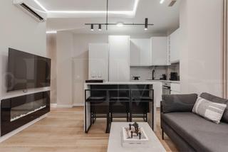 Planta baja  Calle hggjffgjgfjgjfgjf. Moderno apartamento en el corazn de mlaga centro