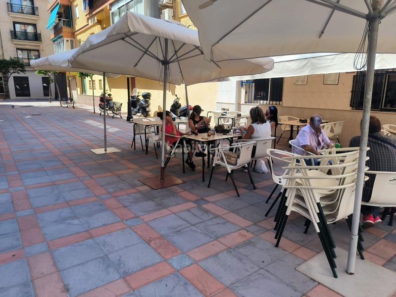 Foto c917bf23-4a44-4cd6-9660-f2f7a75a5335. Local comercial a Centro ciudad Fuengirola