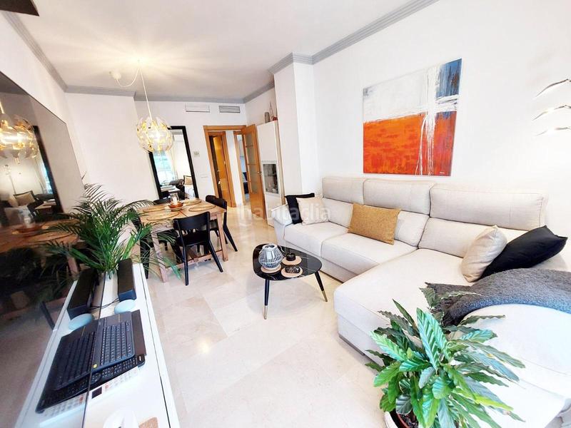 Foto 66cb1791-e3e2-4a42-8b46-7feccf08d810. Piso  2 dormitorios, 2 baños con 2 garajes en arenal golf en Benalmádena