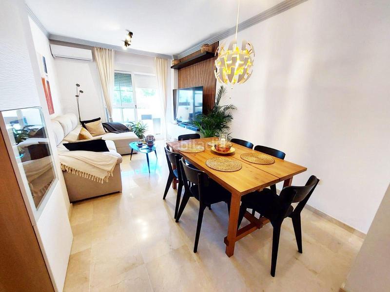Foto e15d7880-a594-4a4d-9245-fc39e9f6b0e2. Piso  2 dormitorios, 2 baños con 2 garajes en arenal golf en Benalmádena