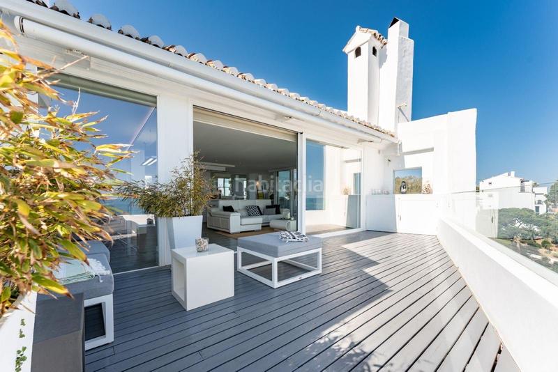 Foto 9db9e1a5-51e5-4a3c-8b96-0693b3419514. Ático Calahonda ático duplex, 2 dormitorios, terraza, parking, 1 línea de playa en Mijas