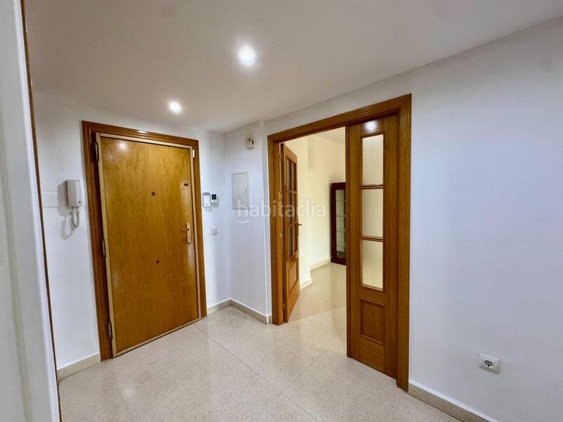 Foto 1b2dbe1a-a229-479c-8c4d-ef3905e00018. Piso amplio bajo con terrazas en zona exclusiva de El Pinillo en Torremolinos
