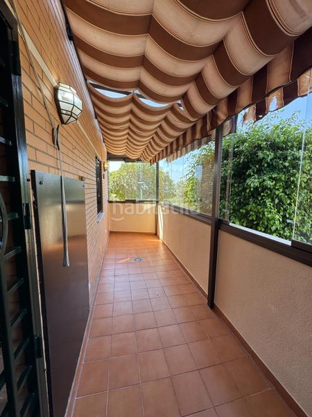 Foto 5a1757dd-ea52-4edc-a70f-43c7c85571ef. Piso amplio bajo con terrazas en zona exclusiva de El Pinillo en Torremolinos