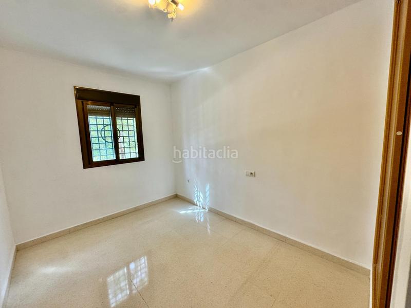 Foto cfc07e54-1ce8-4edc-8a69-748ad72ad119. Piso amplio bajo con terrazas en zona exclusiva de El Pinillo en Torremolinos