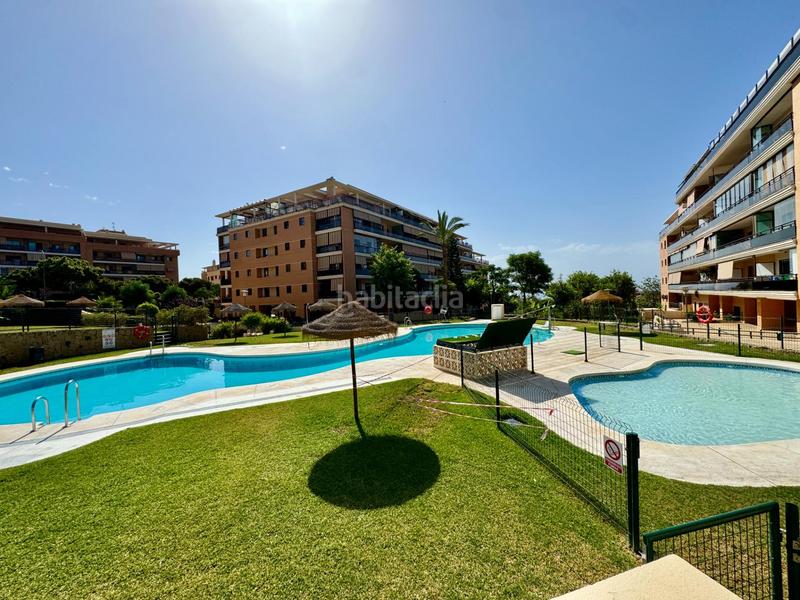 Foto e331966e-6bab-4a1b-9702-19bd7b82493b. Piso amplio bajo con terrazas en zona exclusiva de El Pinillo en Torremolinos