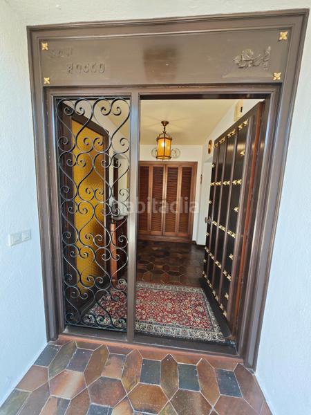 Foto 33fd90e5-1e0e-42f7-bdaf-56fbdaac7f51. Chalet avec chauffage parking piscine dans Castillo Sohail - Myramar Fuengirola