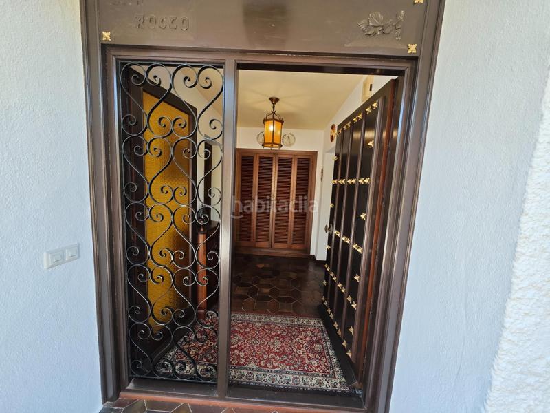 Foto 3452ba4c-14ed-4ced-b60f-0e4419f32434. Chalet avec chauffage parking piscine dans Castillo Sohail - Myramar Fuengirola