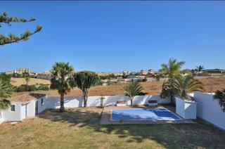 Chalet à Campo de Mijas. Villa de ensueño reformada en el coto mijas