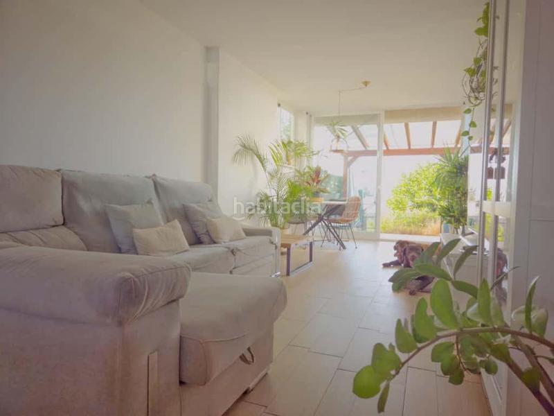 Foto 4fd8682d-607b-4cb1-8af8-a32376e212a1. Piano terra con piscina in El Faro de Calaburra - Chaparral Mijas