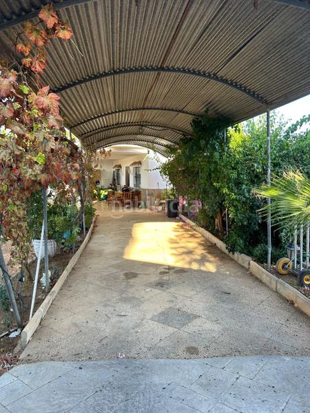 Foto a2c5e101-5d1b-4d0a-8489-508e2a451e6a. Chalet con parcheggio in Pinos de Alhaurín Alhaurín de la Torre