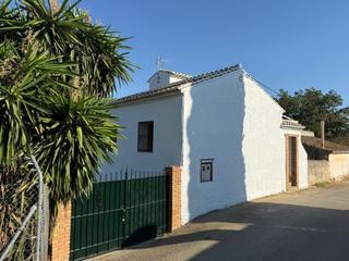 Haus in Álora. Mitad de pareado en álora, dividida en dos encantadoras vivienda
