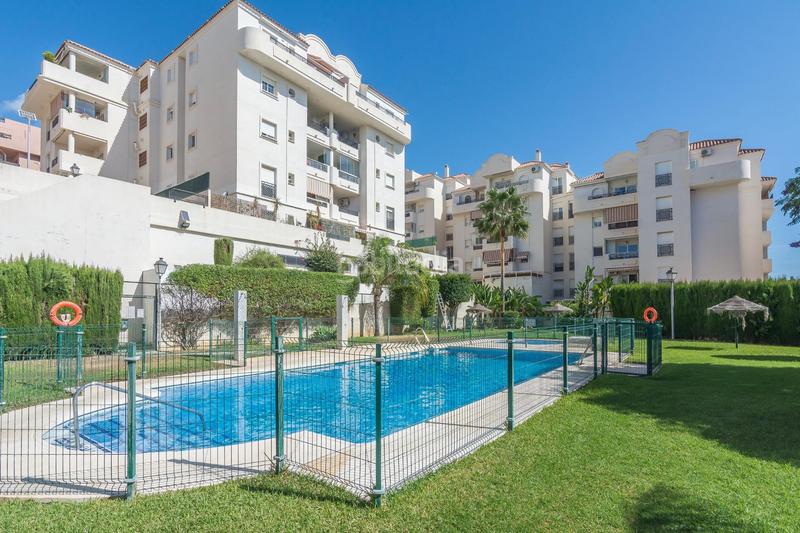 Foto 314397ac-8ddf-45b2-b71a-c717521db460. Appartamento con parcheggio in Arroyo de la Miel Benalmádena