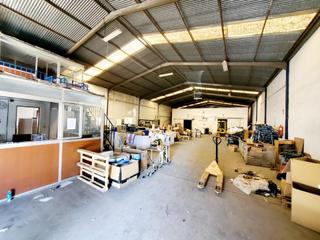 Nau industrial  Calle macaray. Nave comercial en venta en el polígono san luis de málaga