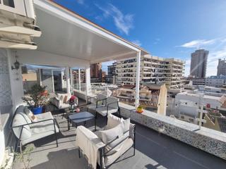 Àtic a Puerto Deportivo. Se vende ático en el centro de fuengirola, cerca de la estación