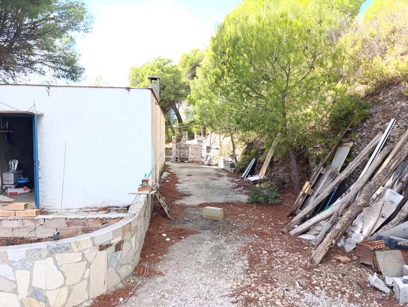 Foto ab88b886-a77c-4e23-ac16-9fdaa48664ad. Masia a Alozaina