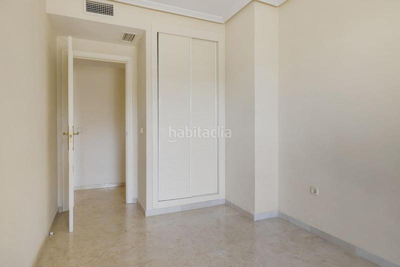 Foto f3f75195-2170-4008-a158-e0a3aa825632. Apartament amb aparcament piscina a Hacienda Torrequebrada Benalmádena