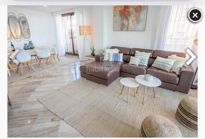 Foto 82b30b9b-cc30-407e-a2d8-d9f2283d2280. Piccolo appartamento con parcheggio piscina in San Pedro de Alcántara Pueblo Marbella