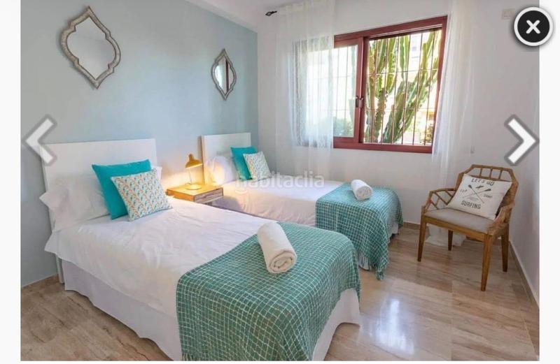 Foto f1dcc161-32db-482a-86c5-06a50b75d14b. Piccolo appartamento con parcheggio piscina in San Pedro de Alcántara Pueblo Marbella