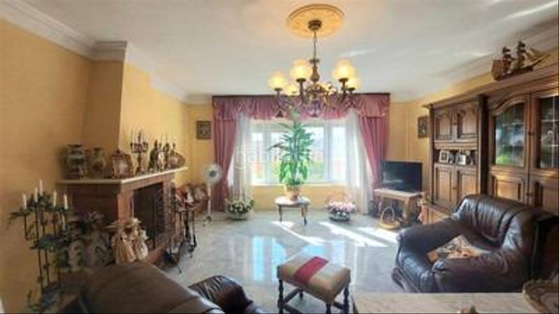 Foto 0254abf5-d558-424a-bcce-bcb4a14ff567. House with parking in Los Almendros - El Limonero - El Tomillar Málaga