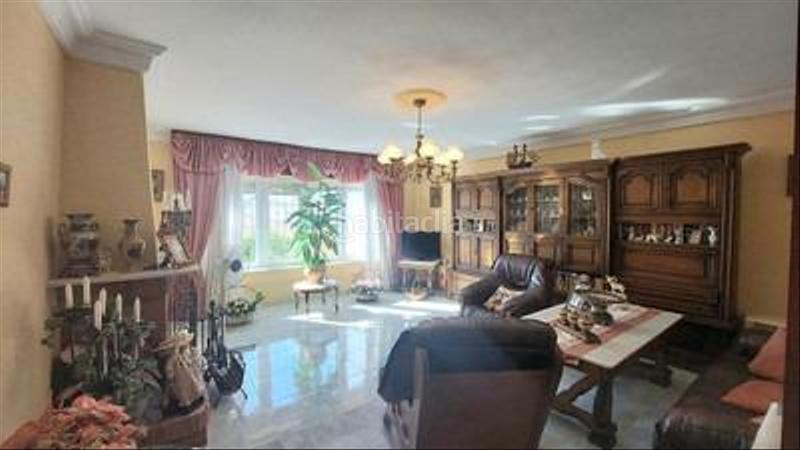 Foto 16082e74-289c-4db8-860d-cf8528b14ac4. House with parking in Los Almendros - El Limonero - El Tomillar Málaga