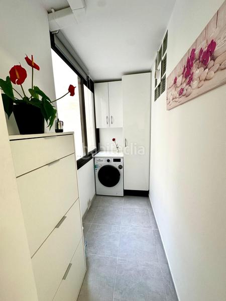 Foto 047b048f-0cb2-4aeb-8d5f-97240802da91. Pis amb calefacció aparcament piscina a Puerto Deportivo Fuengirola