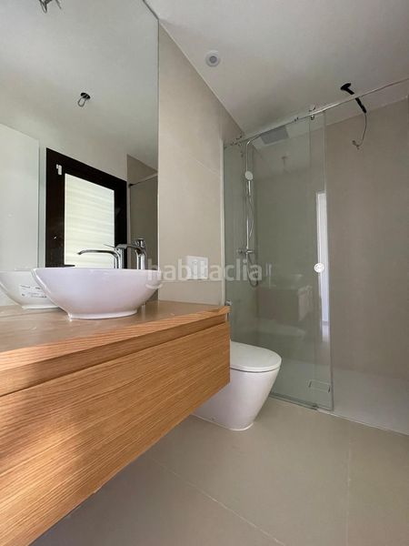 Foto 31651272-739f-4ebf-81b3-b581b894e818. Planta baixa amb aparcament piscina a El Higuerón Fuengirola