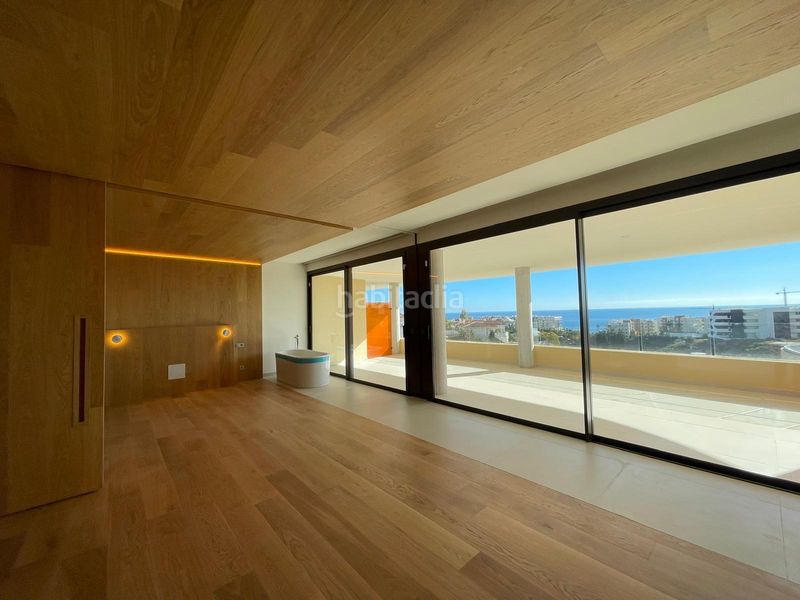 Foto 6134d151-26ae-475a-931a-a7b7cb36fb4a. Planta baixa amb aparcament piscina a El Higuerón Fuengirola