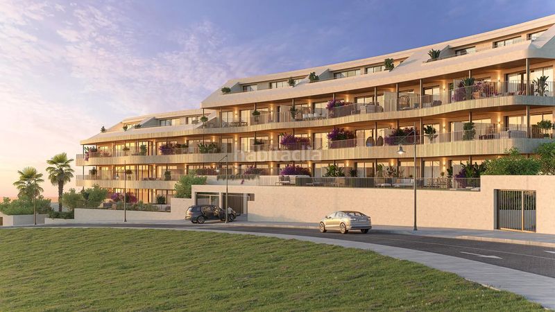 Foto 90a205a0-177e-41b4-a804-a1368be97cf7. Planta baixa amb aparcament piscina a Torreblanca del Sol Fuengirola