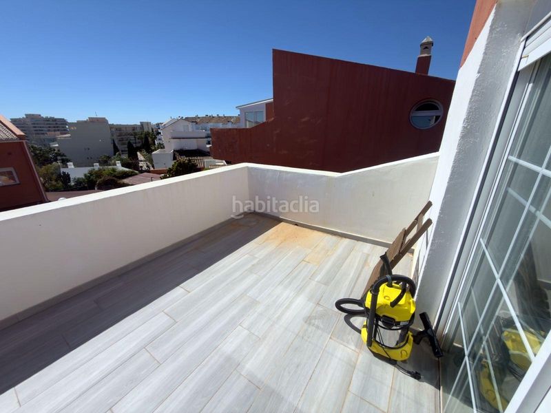 Foto 2a03b3ed-f9cf-44b9-b598-dcc5e651bb8a. Casa adossada amb piscina a Cortijo Torrequebrada Benalmádena