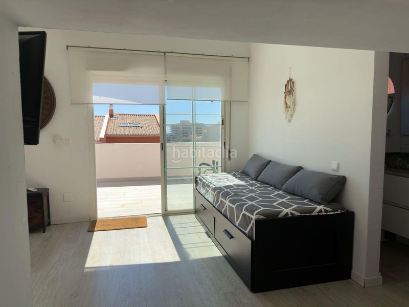 Foto 5d9e6a38-3b52-4a83-b22f-5faaa58c557d. Casa adossada amb piscina a Cortijo Torrequebrada Benalmádena