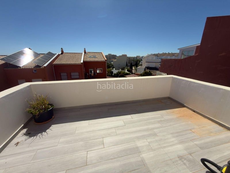 Foto 89582ac1-af29-46ea-8f75-c6969b3f5bd5. Casa adossada amb piscina a Cortijo Torrequebrada Benalmádena