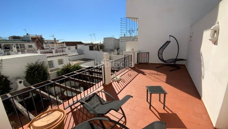 Foto 200b6249-b7e8-4e21-b774-5caa6c4c76e0. Casa a Casco Antiguo Marbella