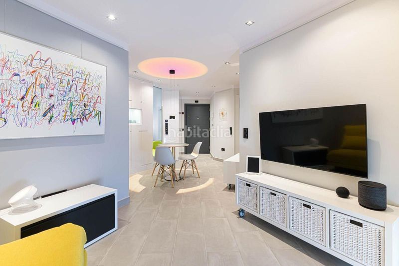 Foto 0a9741a2-1d2e-4014-b295-eeac79288018. Apartamento primera linea de playa en Puerto Deportivo Fuengirola